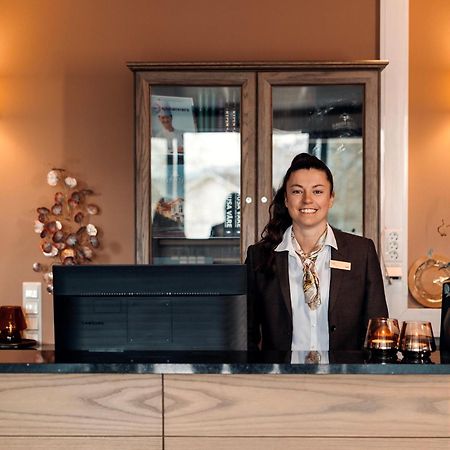Gloppen Hotell - By Classic Norway Hotels Sandane Exterior photo