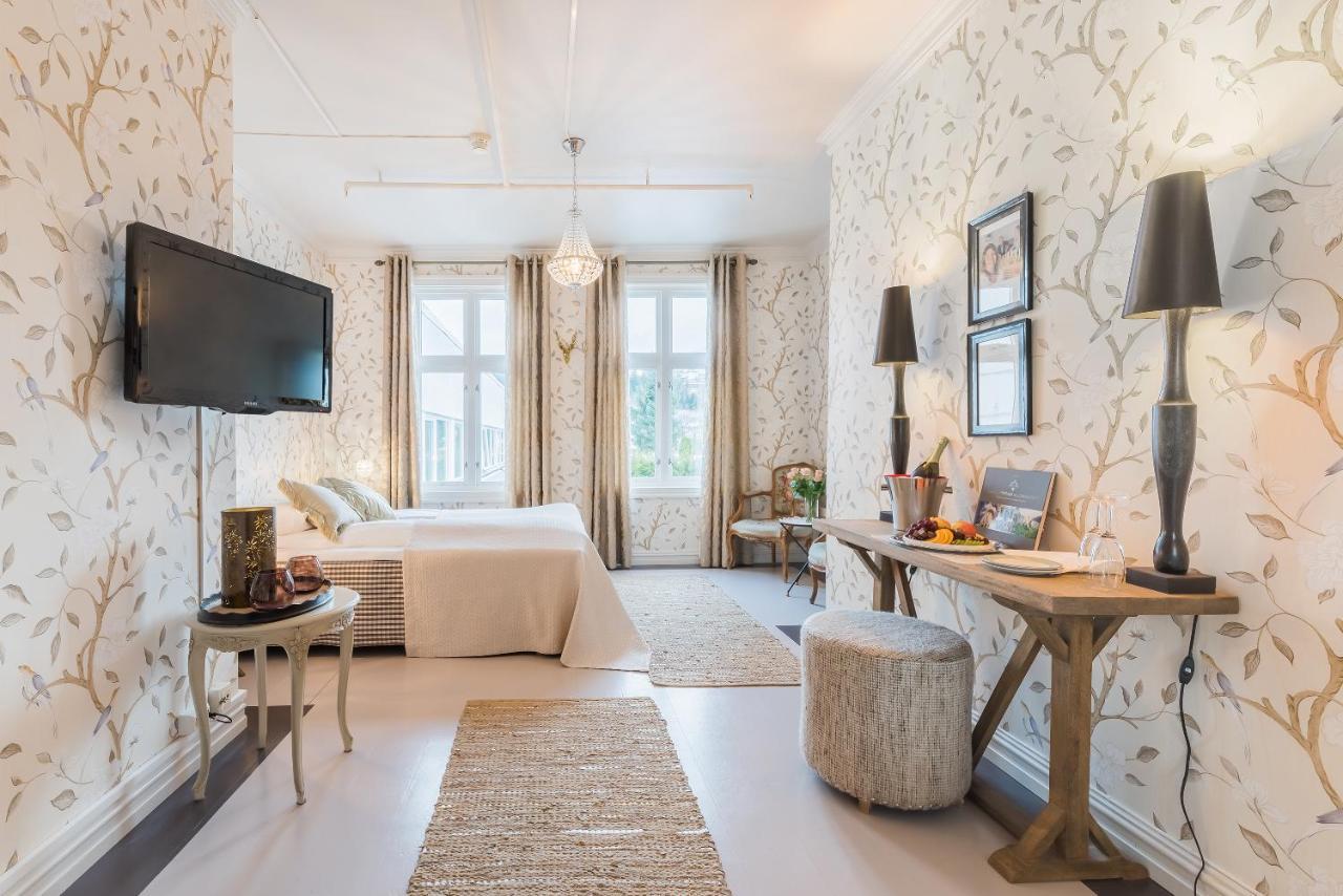 Gloppen Hotell - By Classic Norway Hotels Sandane Exterior photo